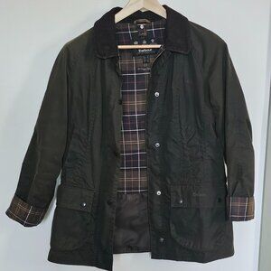 Women’s Barbour Beadnell Jacket and Liner – Olive, UK10/US6